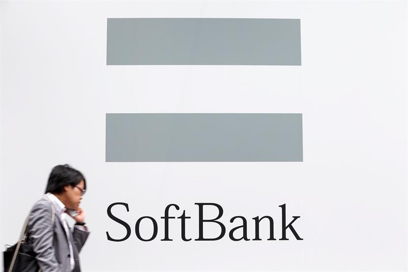  The Japanese Softbank falls in stock market after knowing that it will invest in Uber